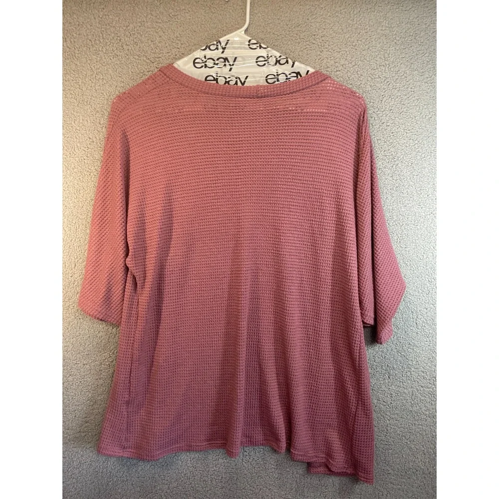 The Unbranded Brand nice sweater